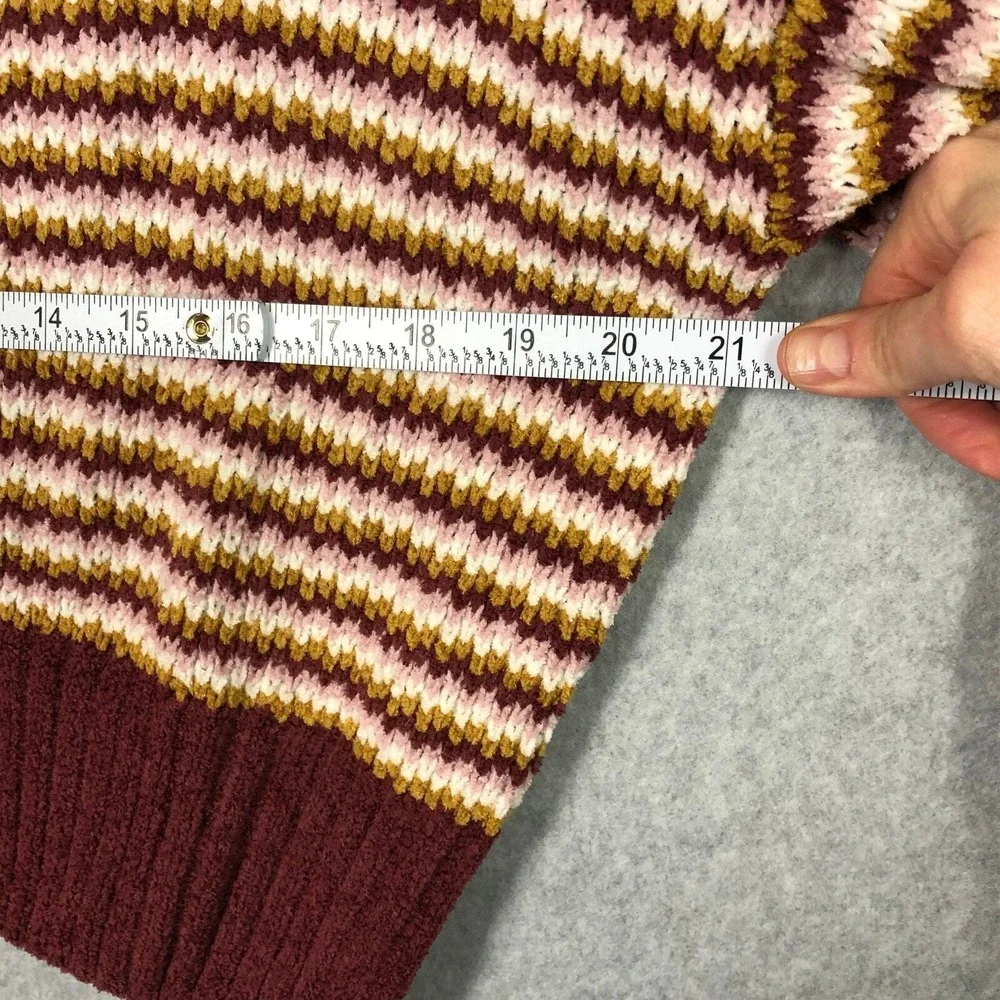 Pink Republic Cropped‎ Sweater Medium Burgundy Cream Soft Cozy Retro Whimsical
